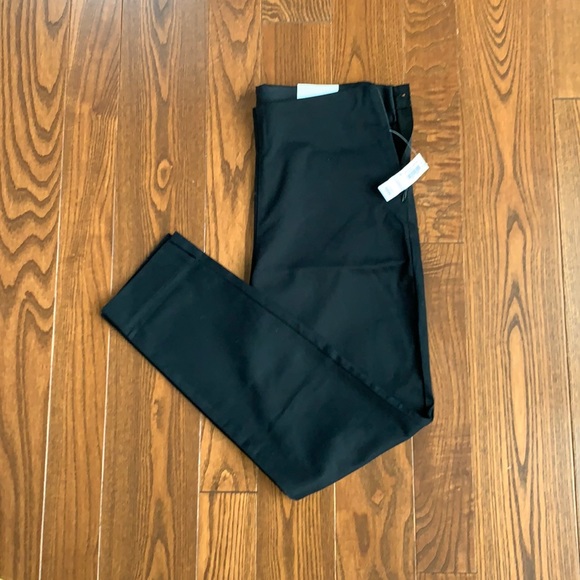 Old Navy Pants - Old Navy Pants; Size 6; Black; NWT from a smoke-free home
